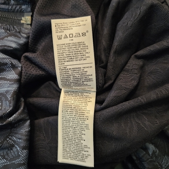Athleta Jacket Sightseer Lace Ethereal Bloom Cottage Size M Blue Lightweight - Picture 8 of 8